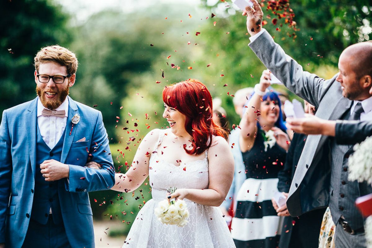 manchester wedding photographer, ayesha photography, alternative manchester wedding photographer, confetti, bride and groom