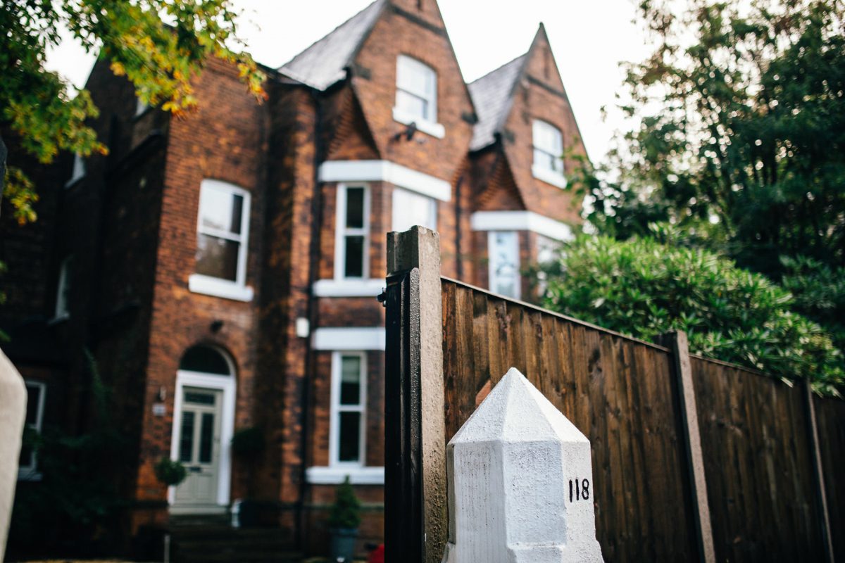 GORTON MONASTERY WEDDING PHOTOGRAPHER, GORTON MONASTERY WEDDING, MANCHESTER WEDDING PHOTOGRAPHER, MANCHESTER WEDDING, AYESHA PHOTOGRAPHY, CREATIVE MANCHESTER WEDDING, JEWISH WEDDING MANCHESTER, DIDSBURY FLOWER LOUNGE