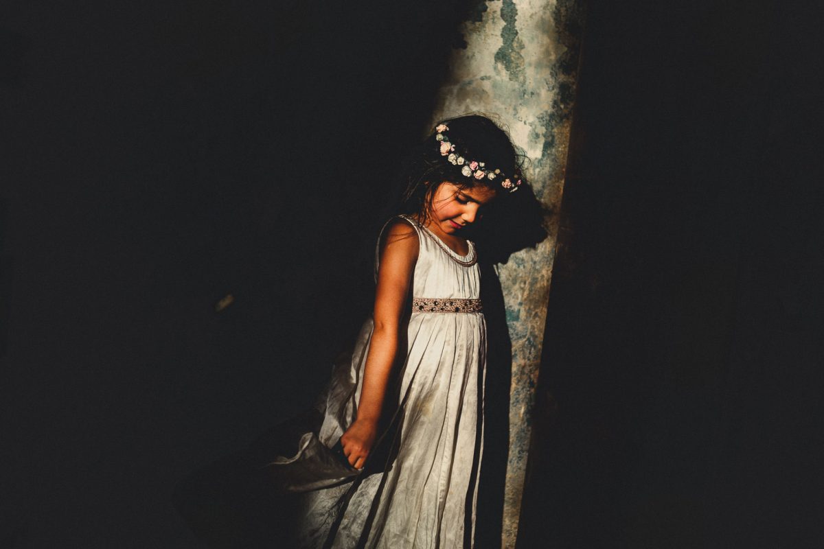 GORTON MONASTERY WEDDING PHOTOGRAPHER, GORTON MONASTERY WEDDING, MANCHESTER WEDDING PHOTOGRAPHER, MANCHESTER WEDDING, AYESHA PHOTOGRAPHY, CREATIVE MANCHESTER WEDDING, JEWISH WEDDING MANCHESTER, DIDSBURY FLOWER LOUNGE